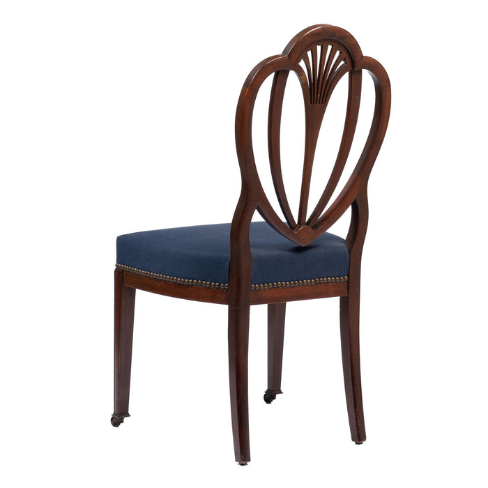 Pair of American Academic Revival Federal mahogany heart back side chairs (1900-25)