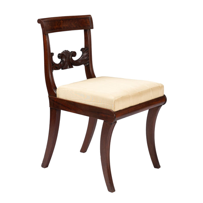 New York Neoclassic klismos side chair in Honduran mahogany (1815)
