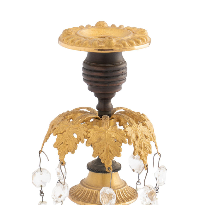 English Regency candlesticks with crystal lusters (1800)