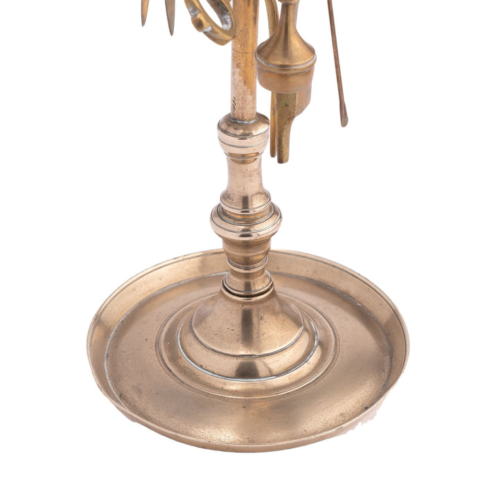 Italian cast brass four burner Lucerne oil lamp (c. 1810)